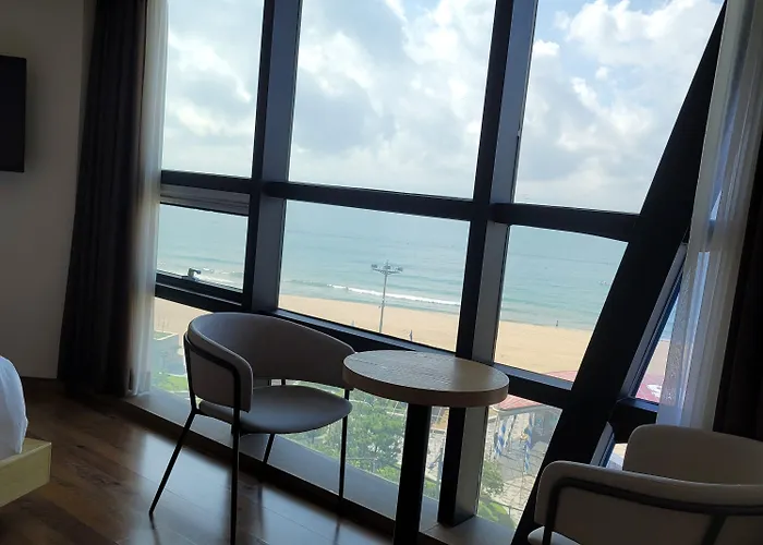 Ms Haeundae 3* Busan